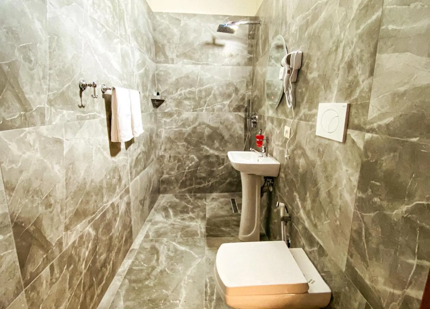 Hotel Iliria Shkodër 0*,  Albania